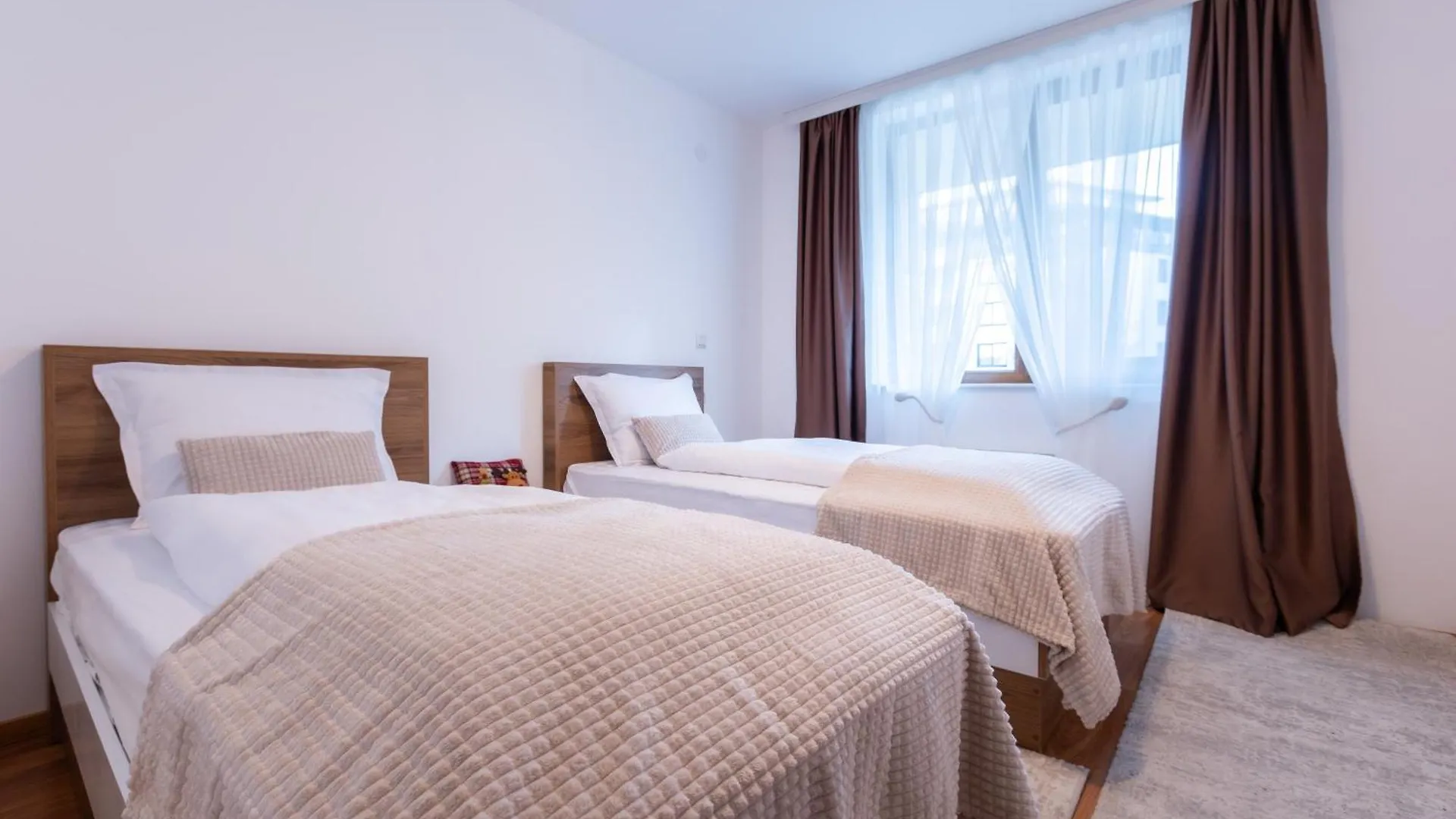 Pirin Sense Apartment Complex Bansko 0*,