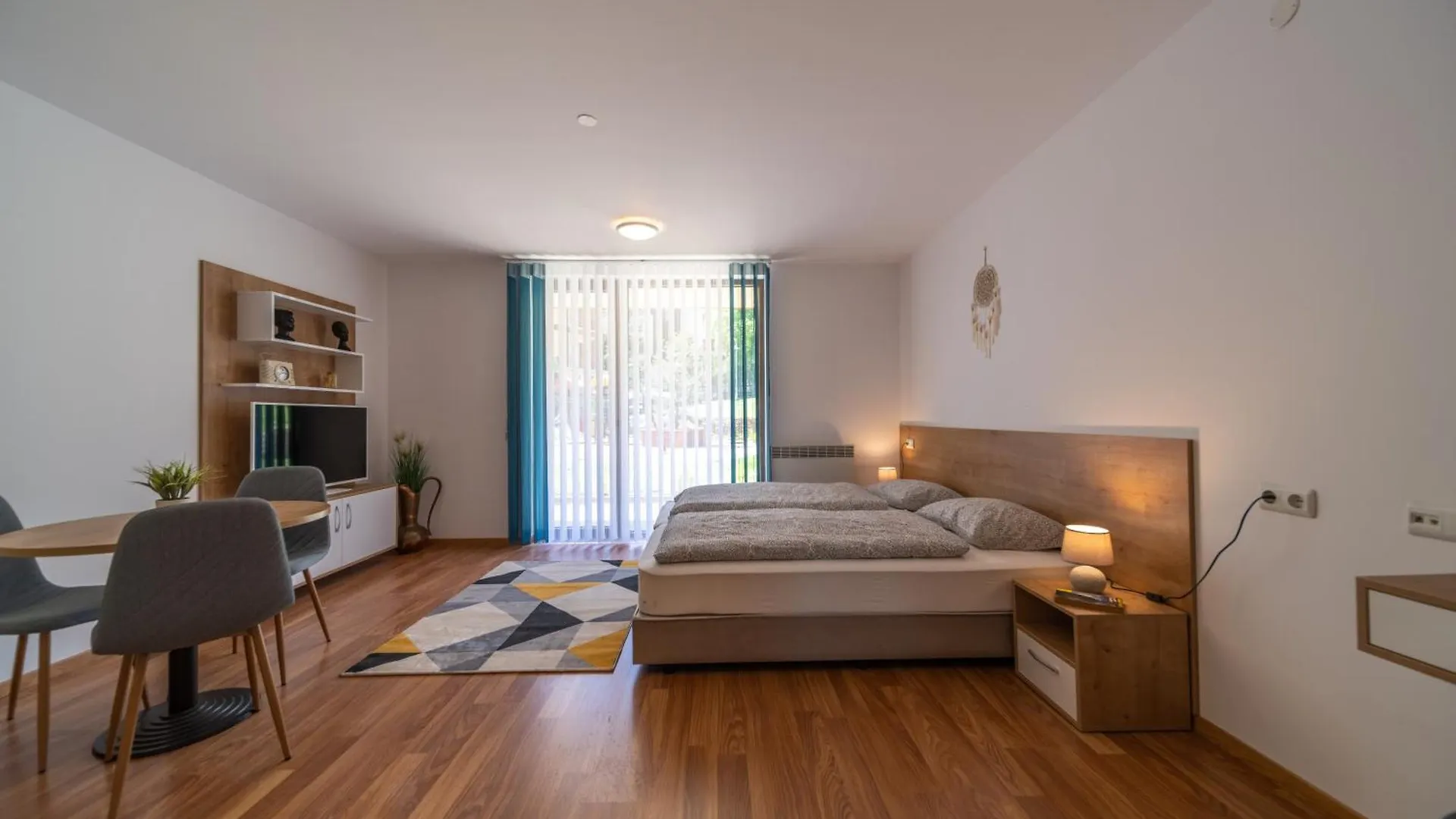 Pirin Sense Apartment Complex Bansko 0*,