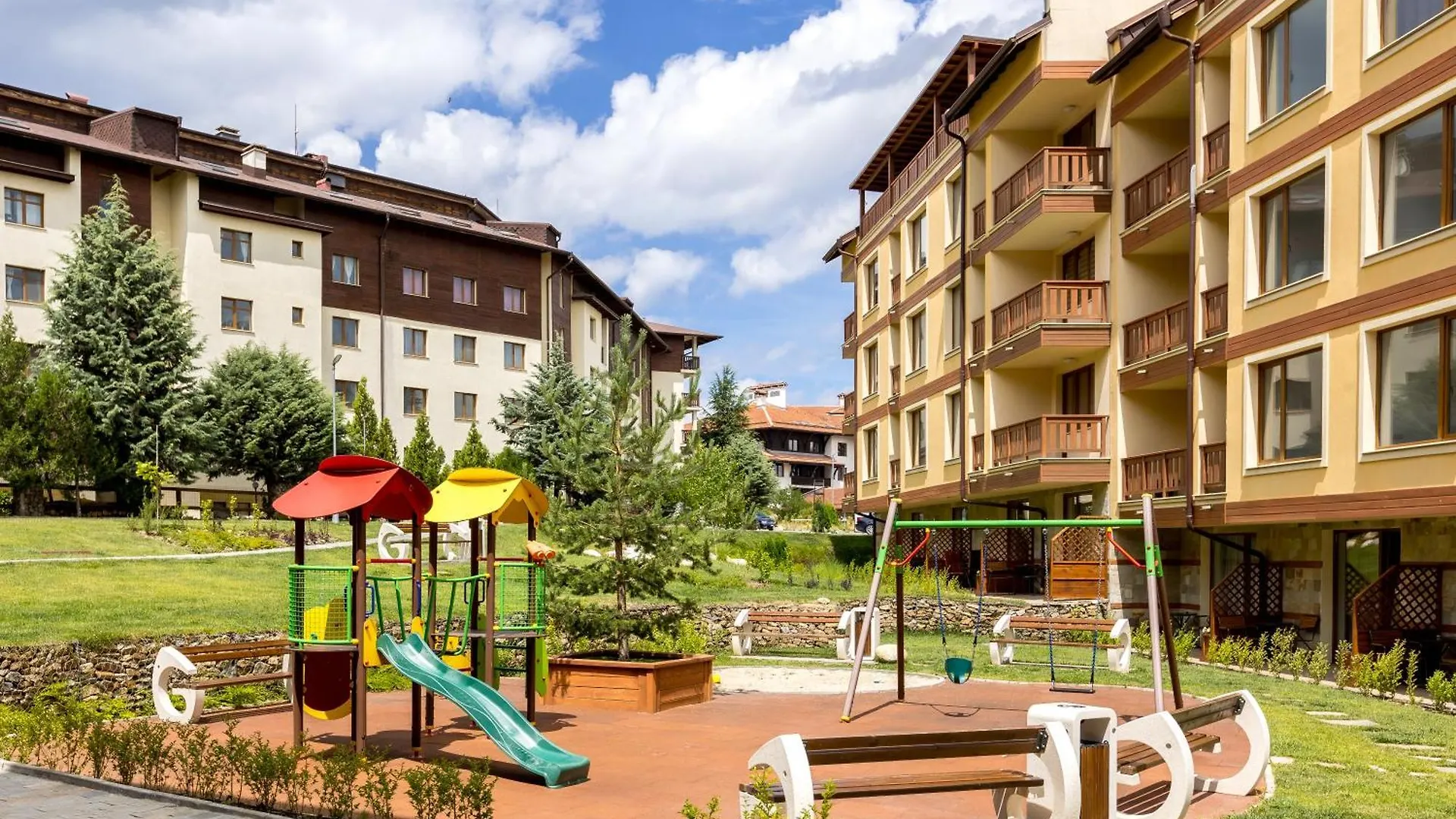 Pirin Sense Apartment Complex Bansko