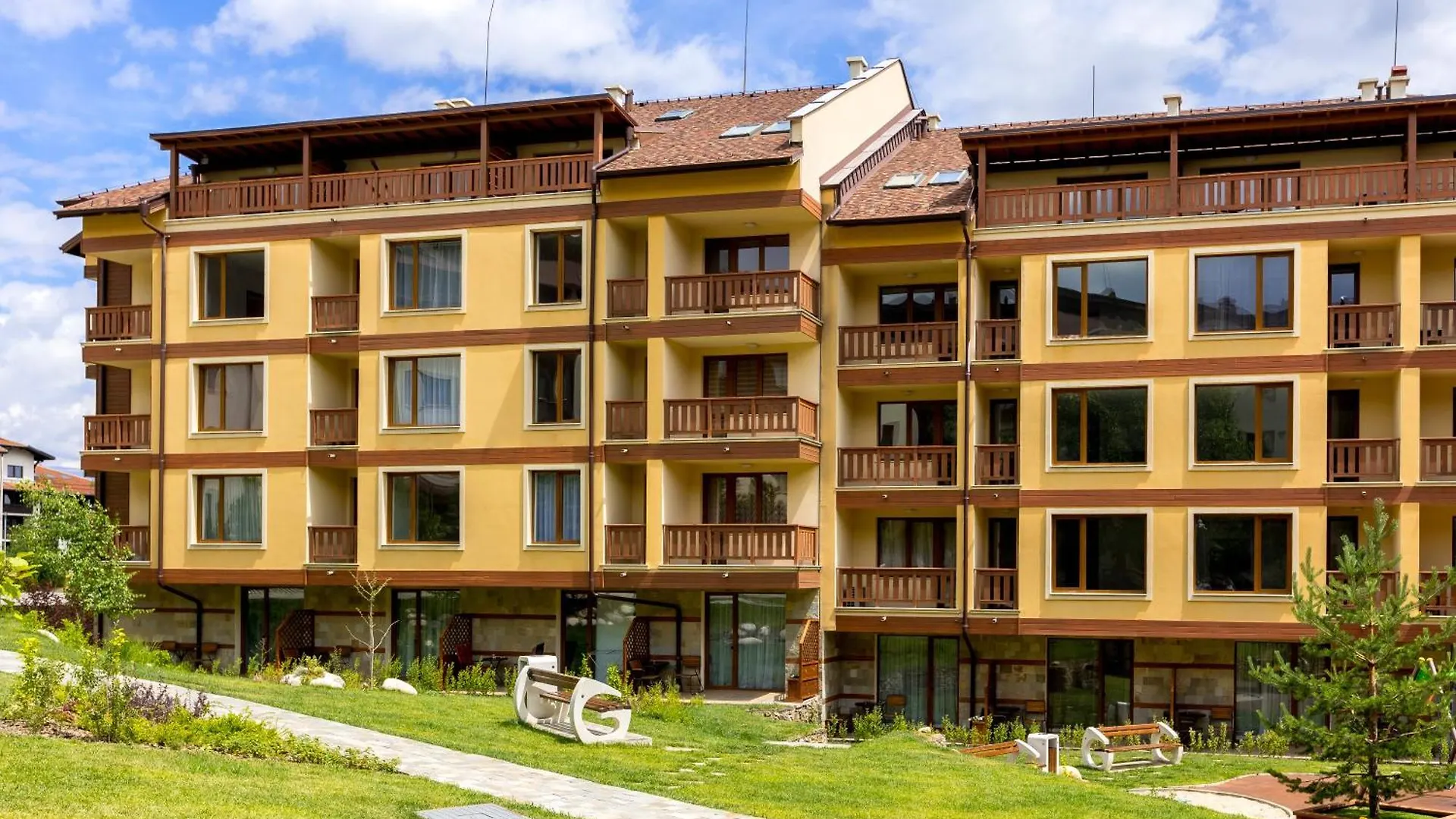 Pirin Sense Apartment Complex Bansko Bulgarien