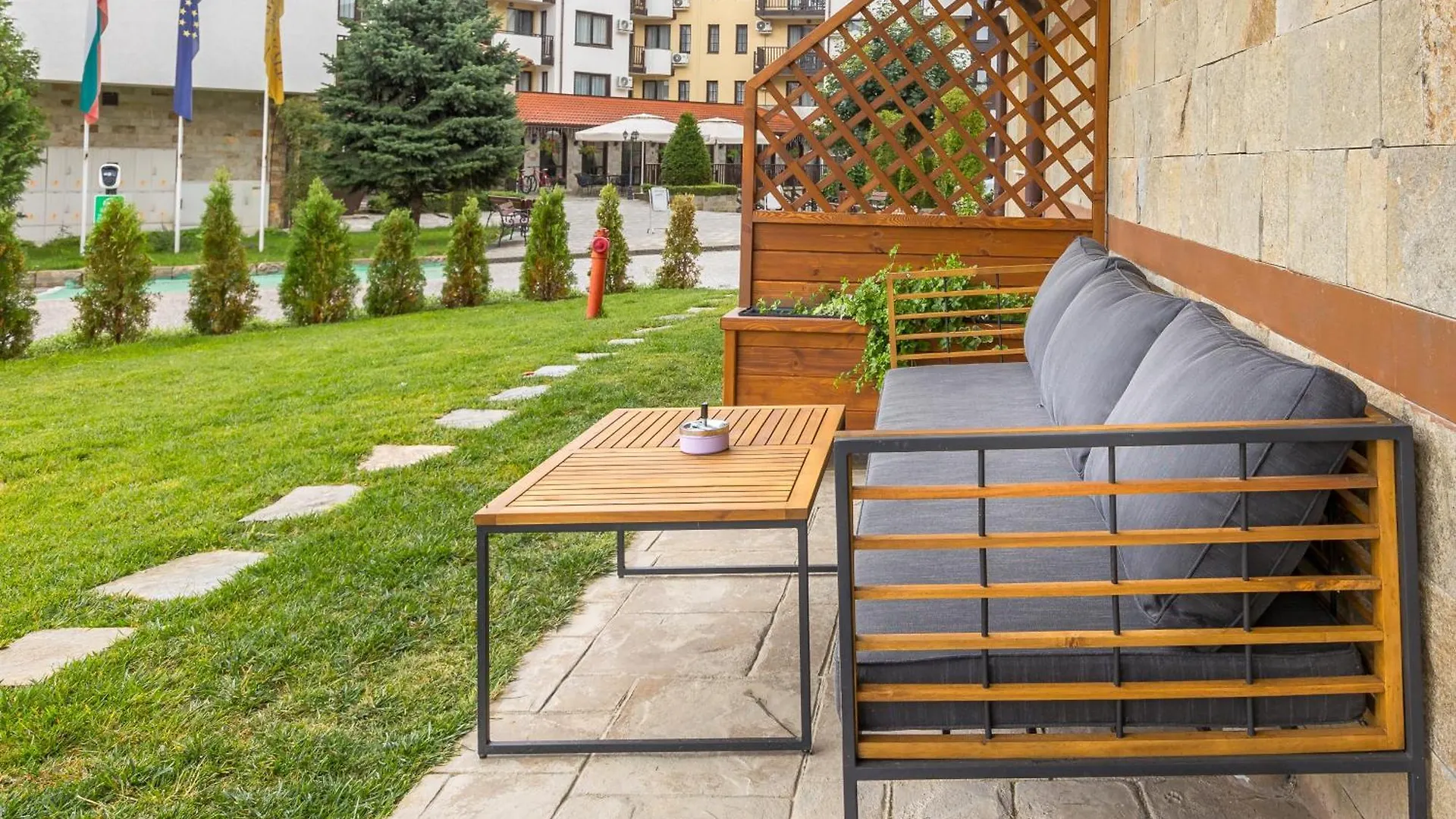 Pirin Sense Apartment Complex Bansko