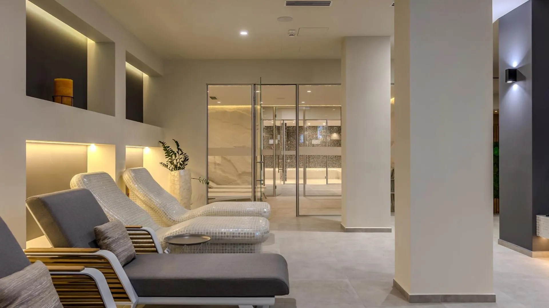 Pirin Sense Apartment Complex Bansko
